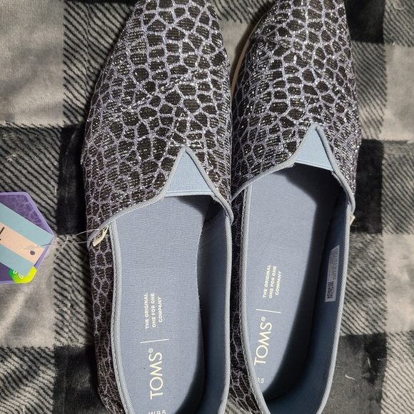 Toms Shoes - Womens Toms